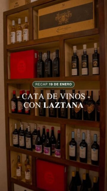 Enero se vivió con aromas, frescura y grandes encuentros 🍇✨

Así fue el resumen de la última cata de vinos de verano, junto a @laztana.bistro

Copas que se alzaron, charlas que fluyeron y vinos pensados para disfrutar el calor 🍷